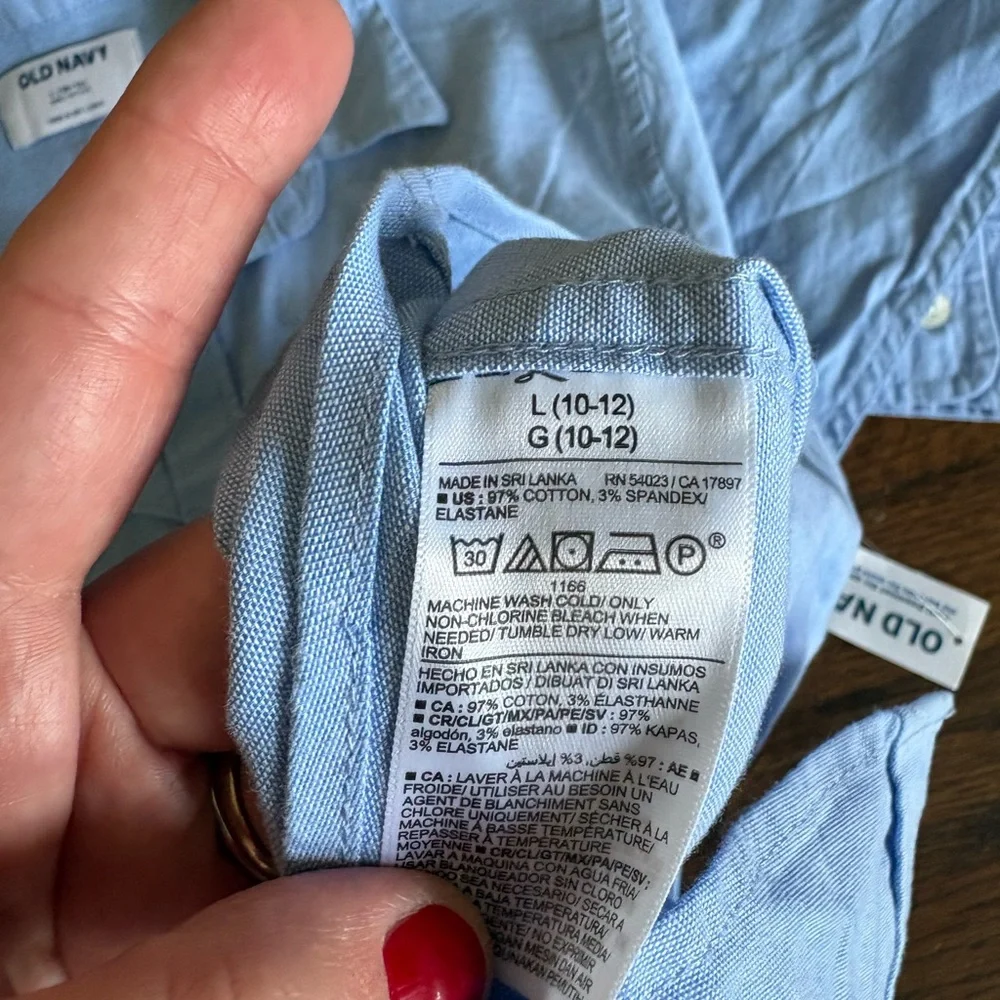 Old navy boys NWT light blue button down shirt